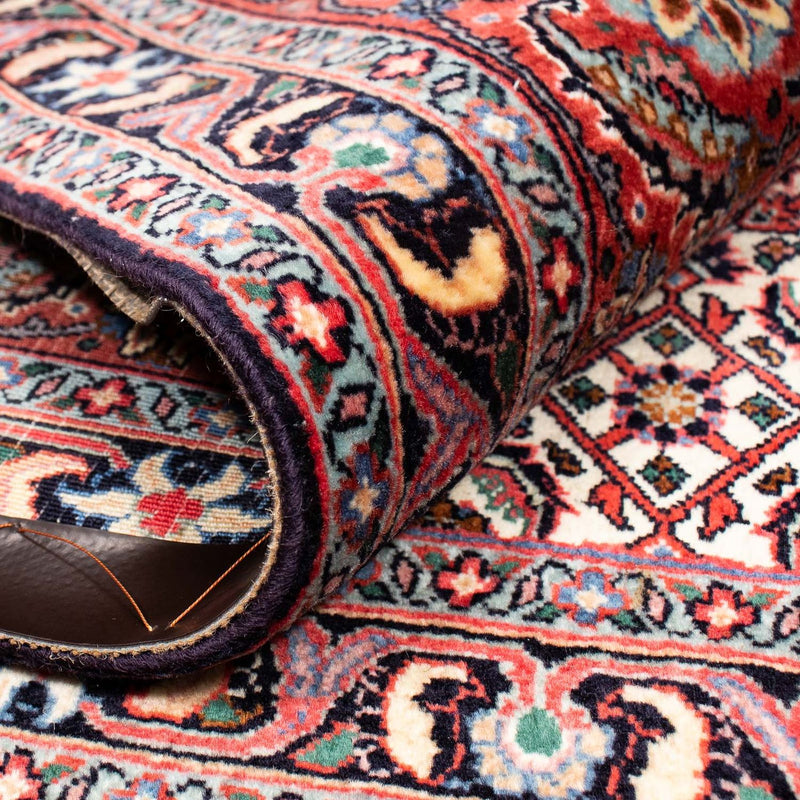 Persisk matta - Bijar kvadrat  - 204 x 201 cm - mörkröd