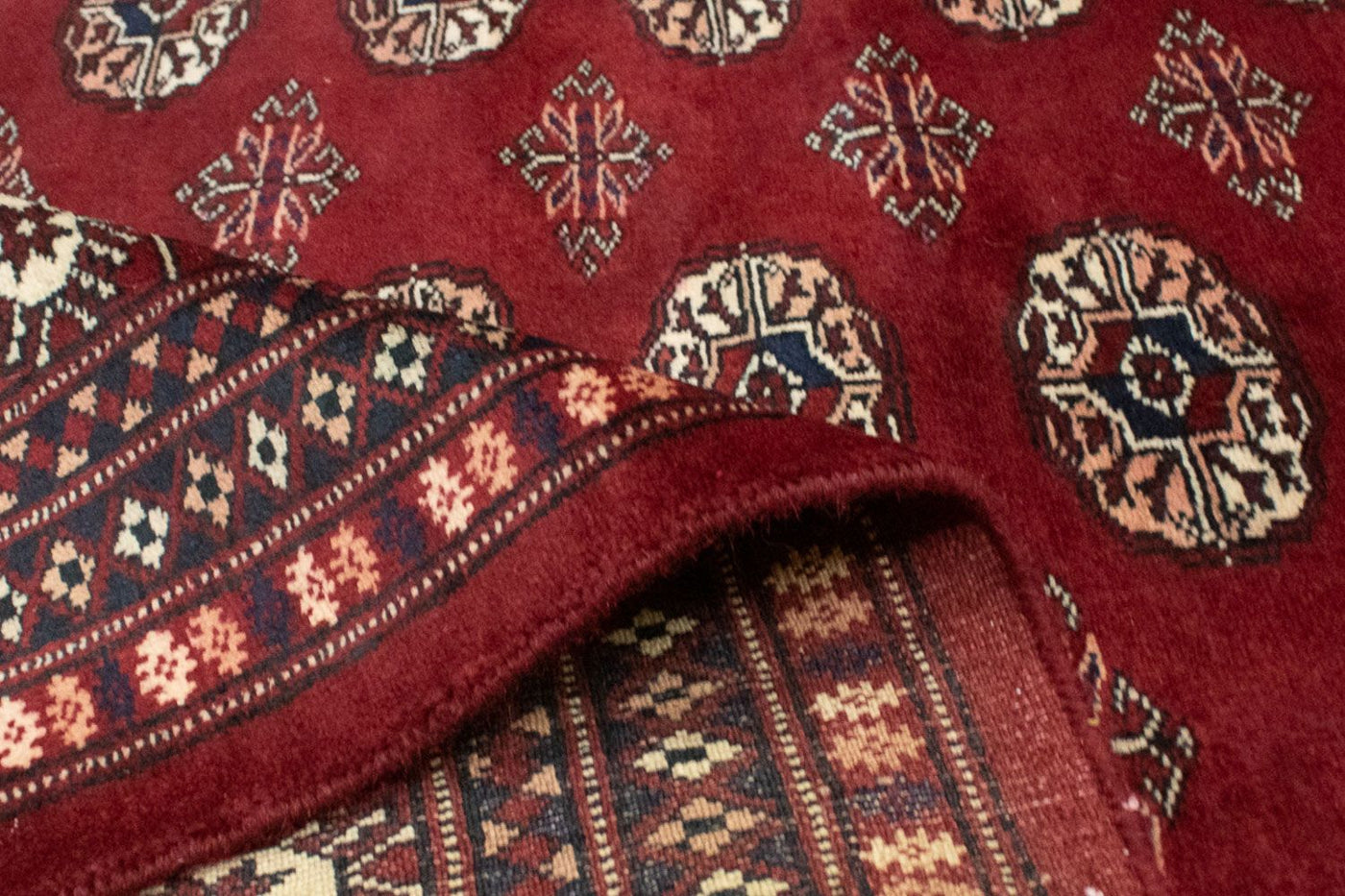 Bukhara Mattan 247x201cm - Oriental Carpet