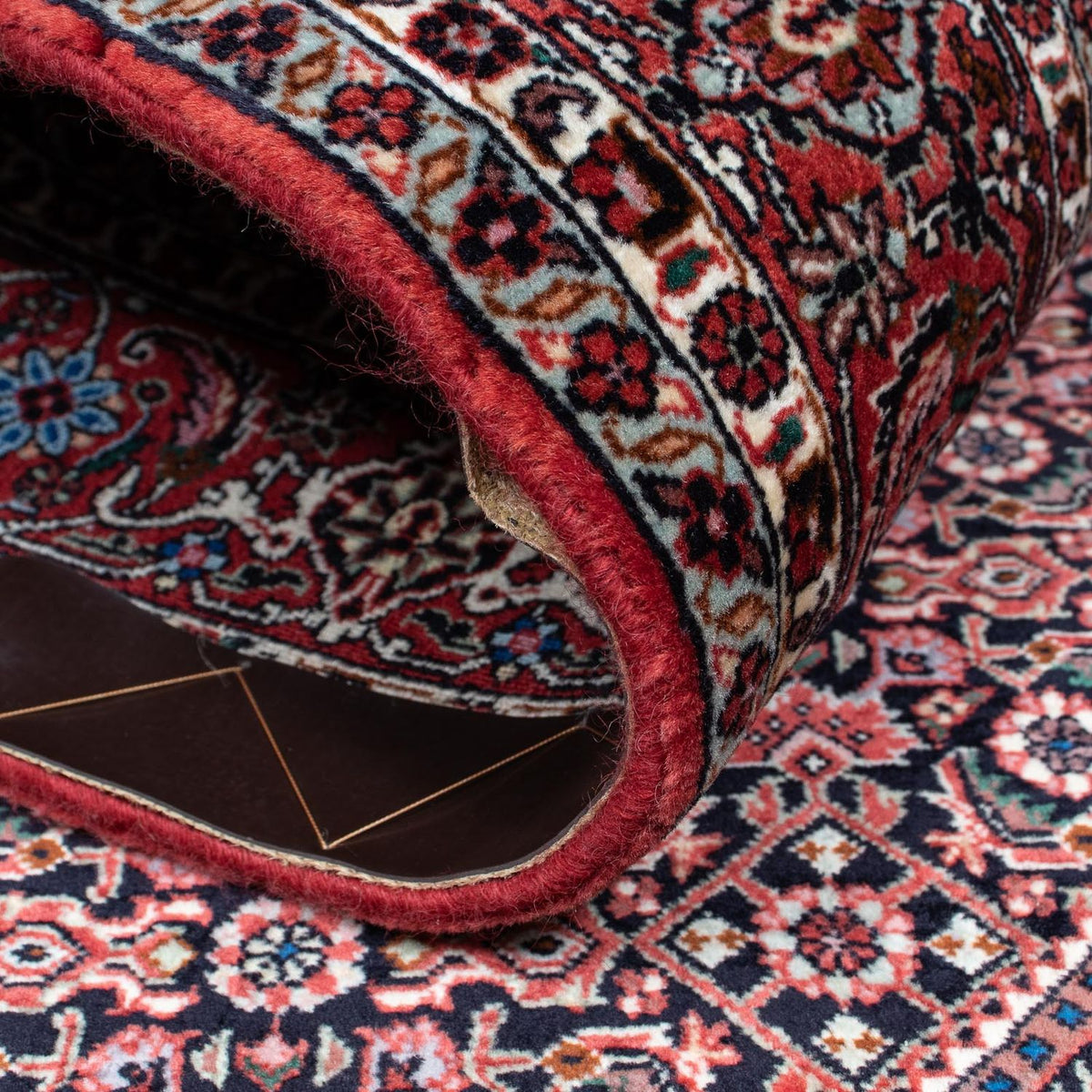 Persisk matta - Bijar - 211 x 132 cm - ljusröd