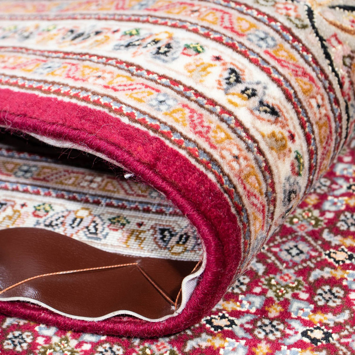 Persisk matta - Tabriz - 293 x 203 cm - röd