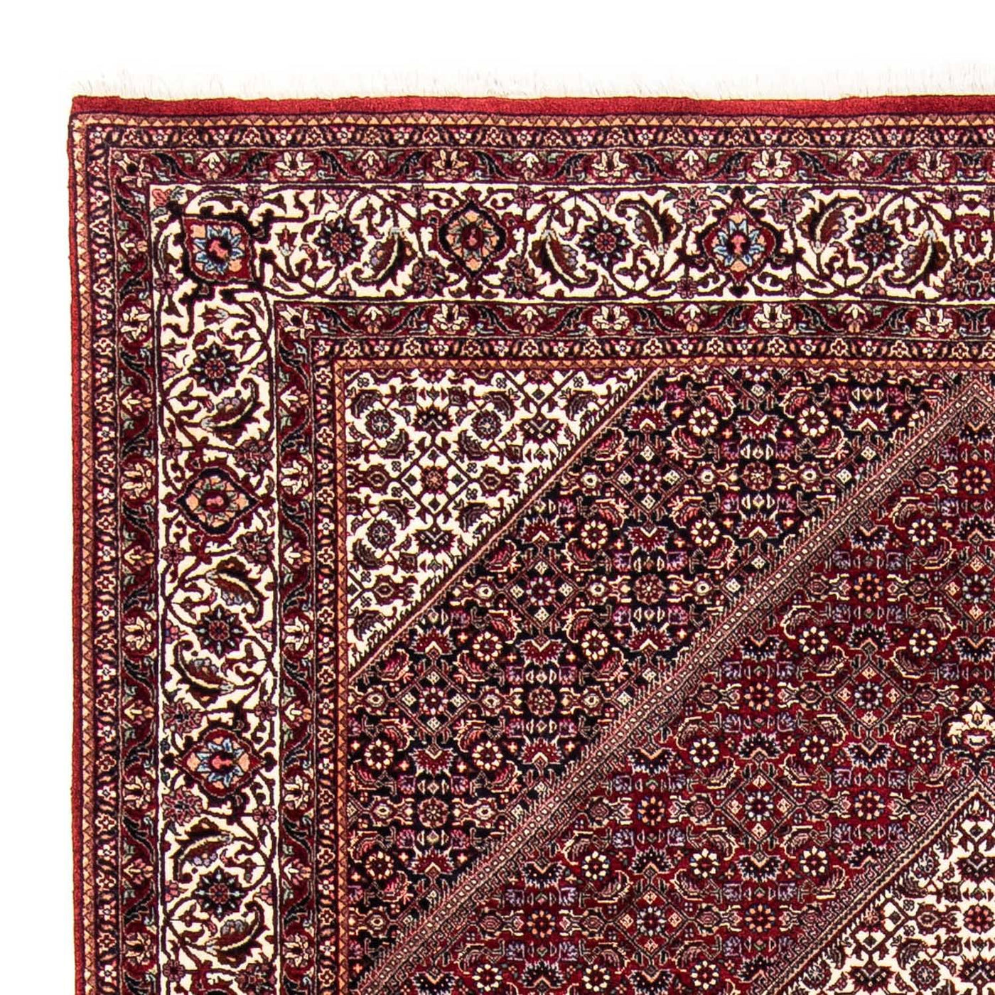 Persisk matta - Bijar - 238 x 171 cm - mörkröd