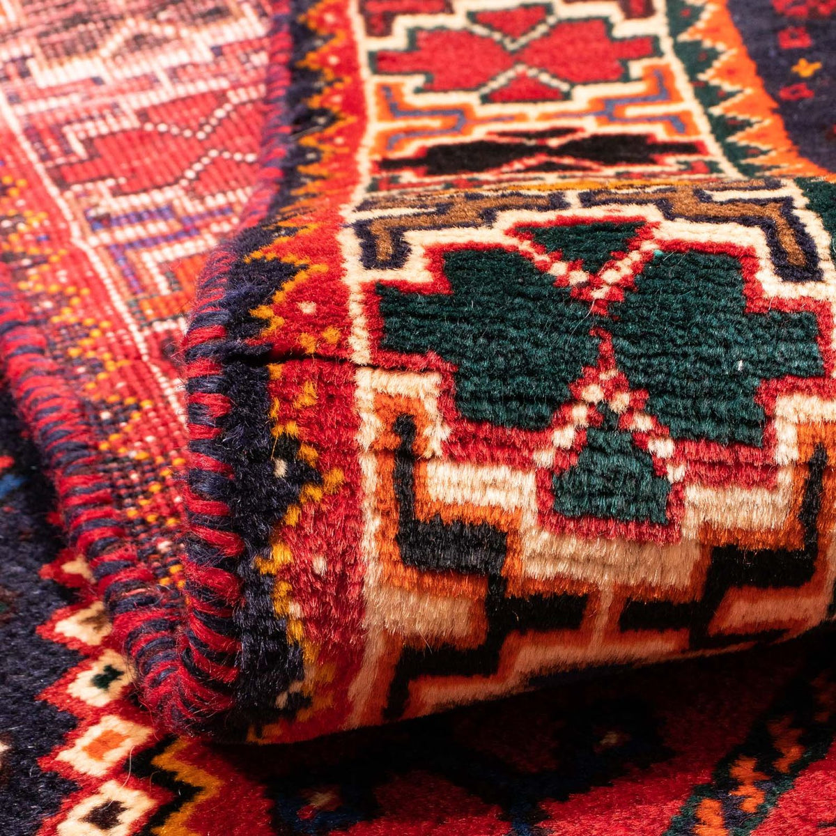 Persisk matta - Nomadic - 171 x 118 cm - mörkröd