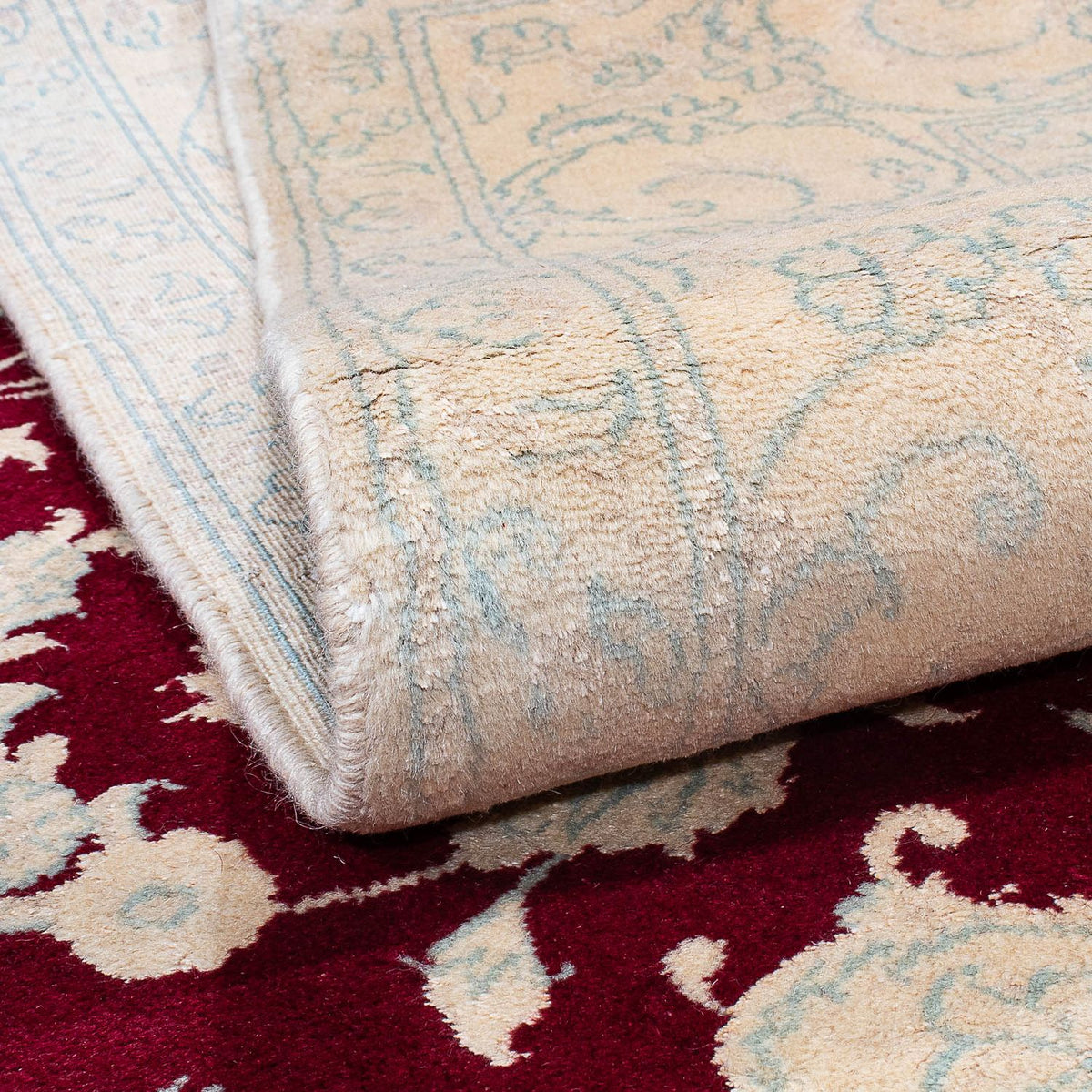 Persisk matta - Nain - 288 x 194 cm - mörkröd