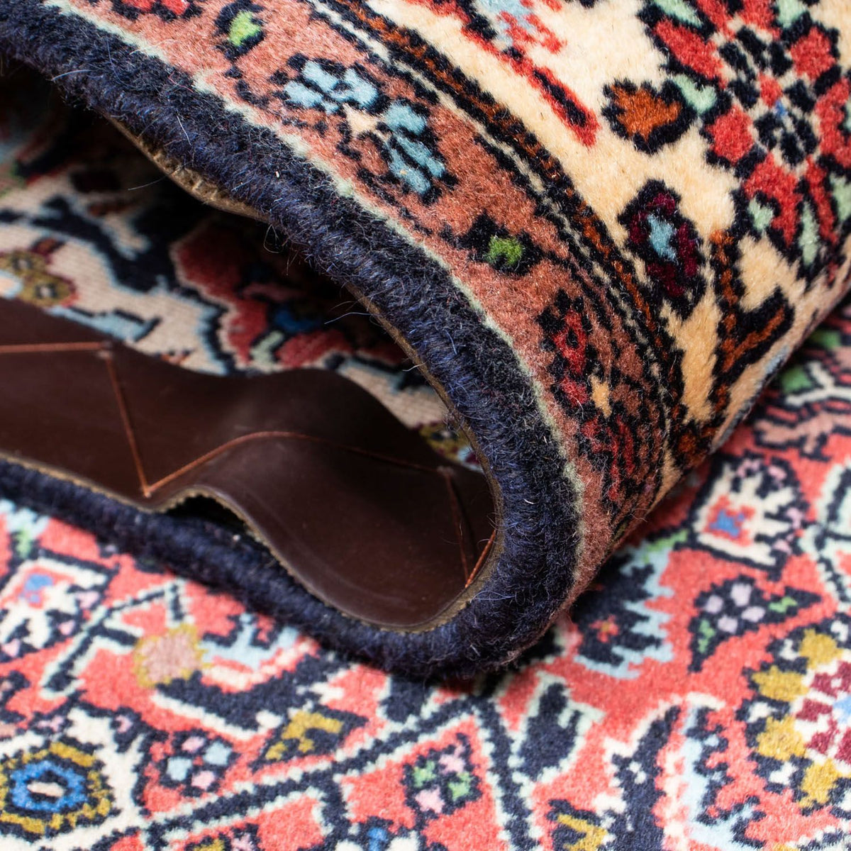 Persisk matta - Bijar - 231 x 141 cm - röd