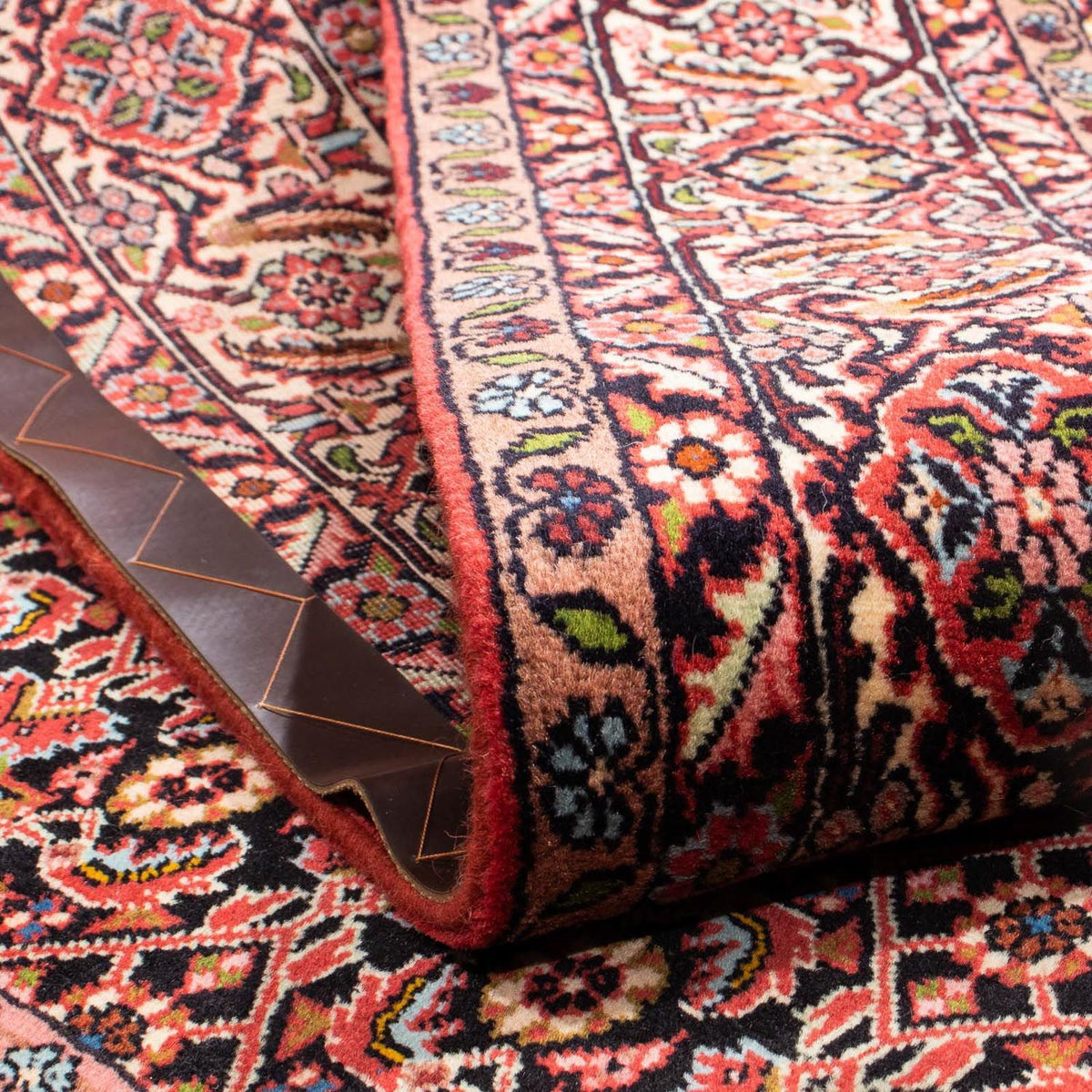 Persisk matta - Bijar - 240 x 171 cm - ljusröd