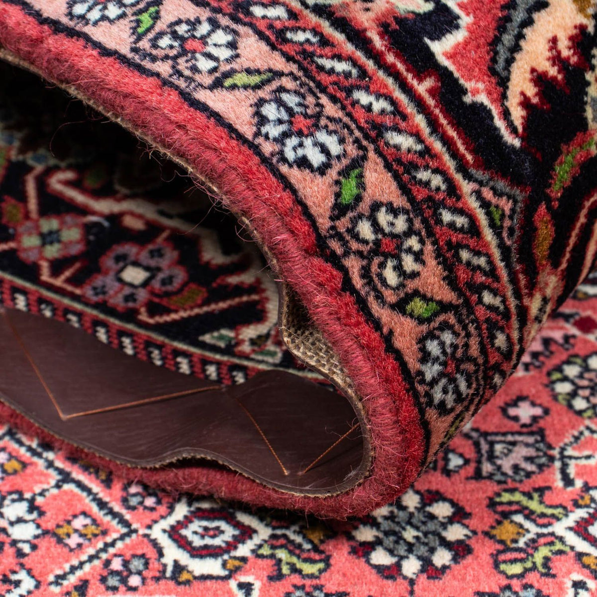 Persisk matta - Bijar - 222 x 142 cm - röd