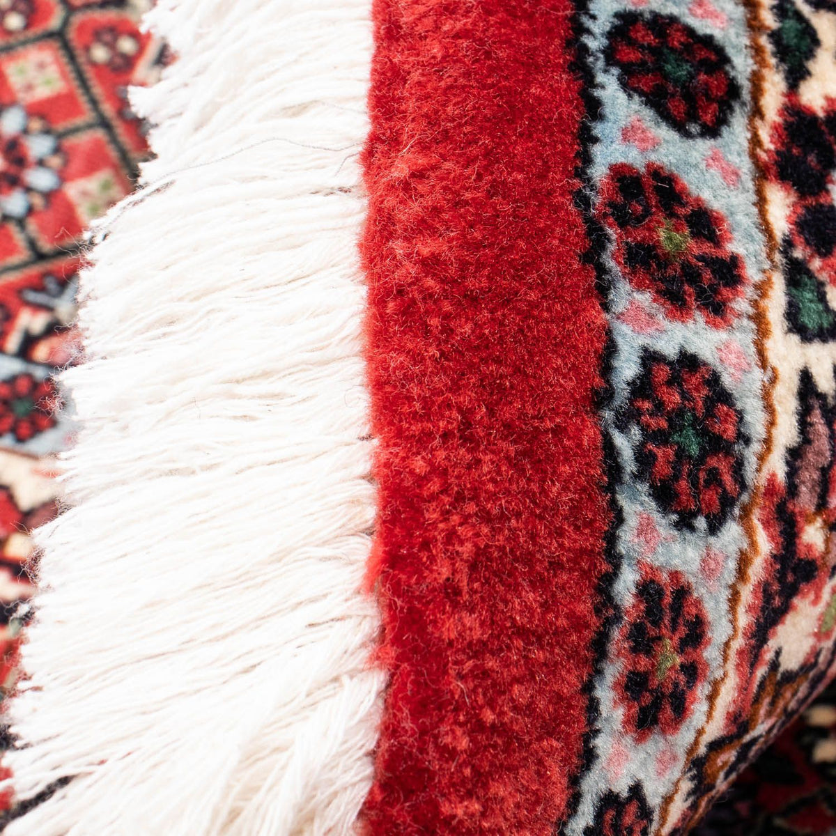 Persisk matta - Bijar runt  - 160 x 160 cm - mörkröd