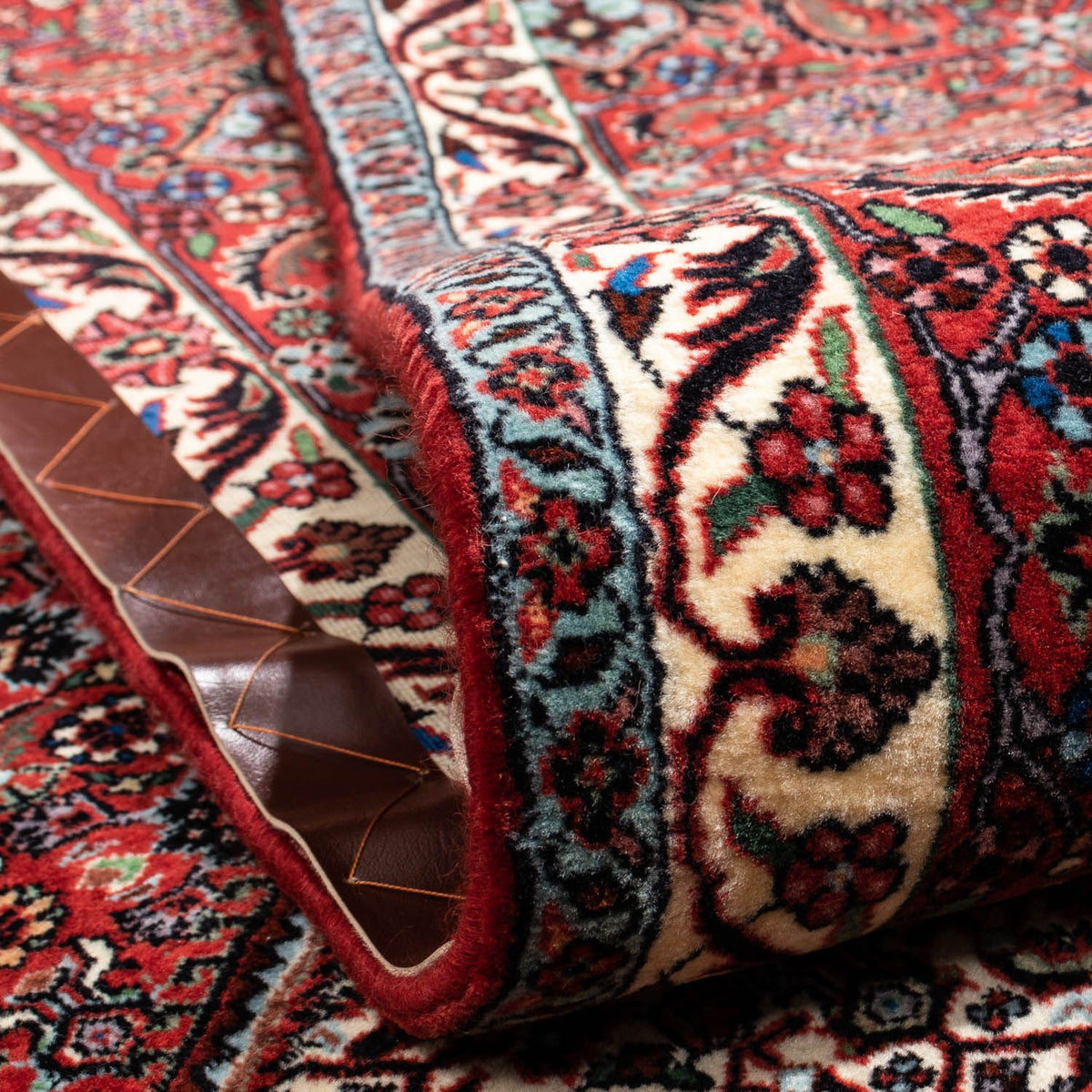 Persisk matta - Bijar - Royal - 338 x 249 cm - röd