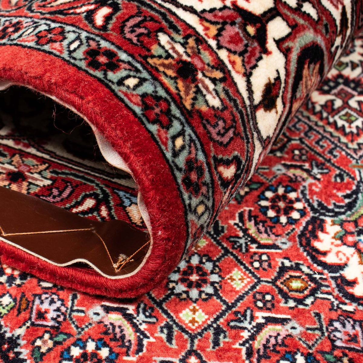 Persisk matta - Bijar - 263 x 203 cm - mörkröd