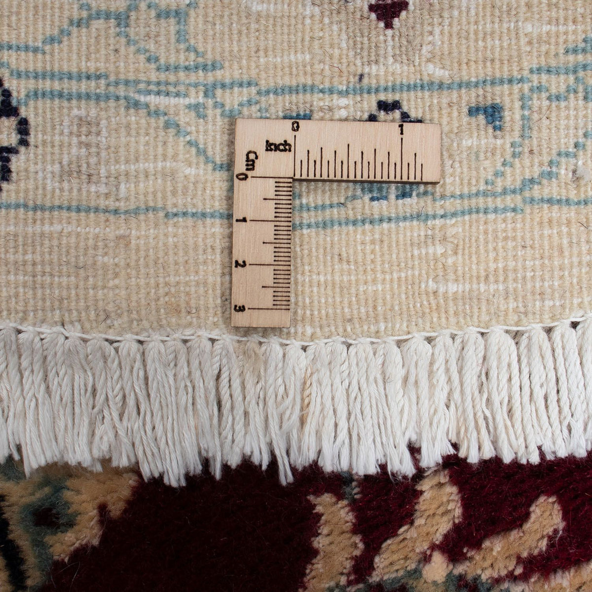 Persisk matta - Nain runt  - 245 x 245 cm - mörkröd