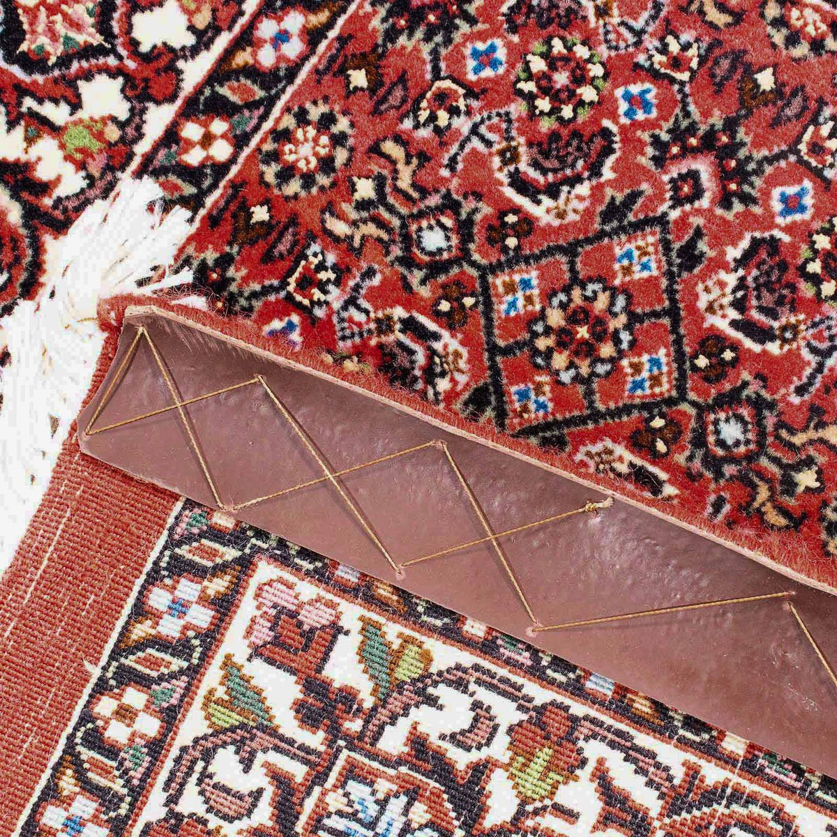 Persisk matta - Bijar kvadrat  - 105 x 101 cm - röd