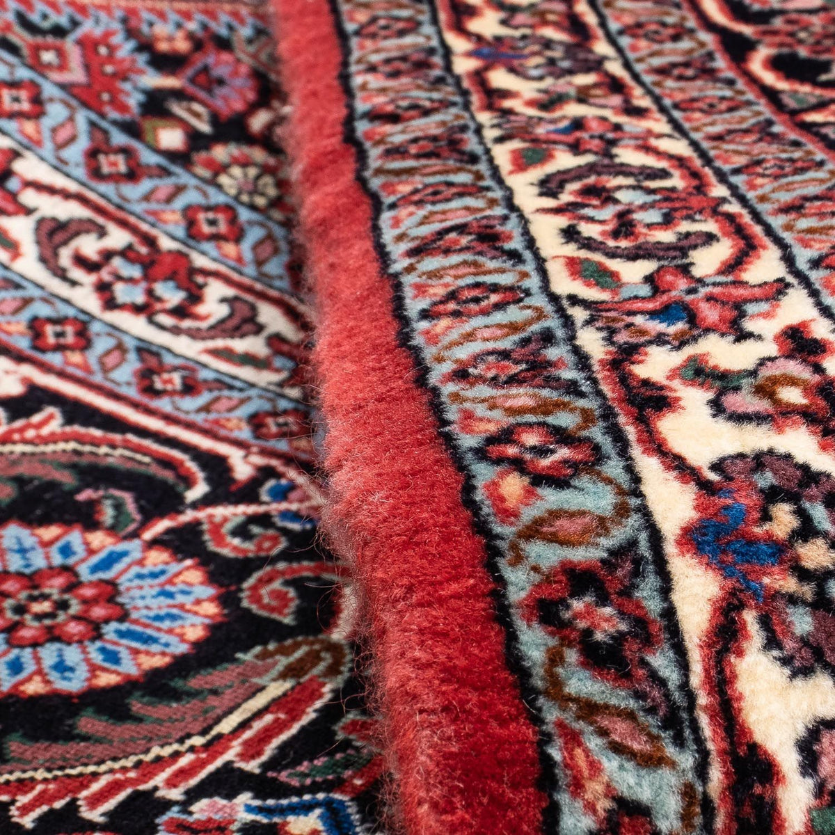 Persisk matta - Bijar - 305 x 253 cm - mörkröd