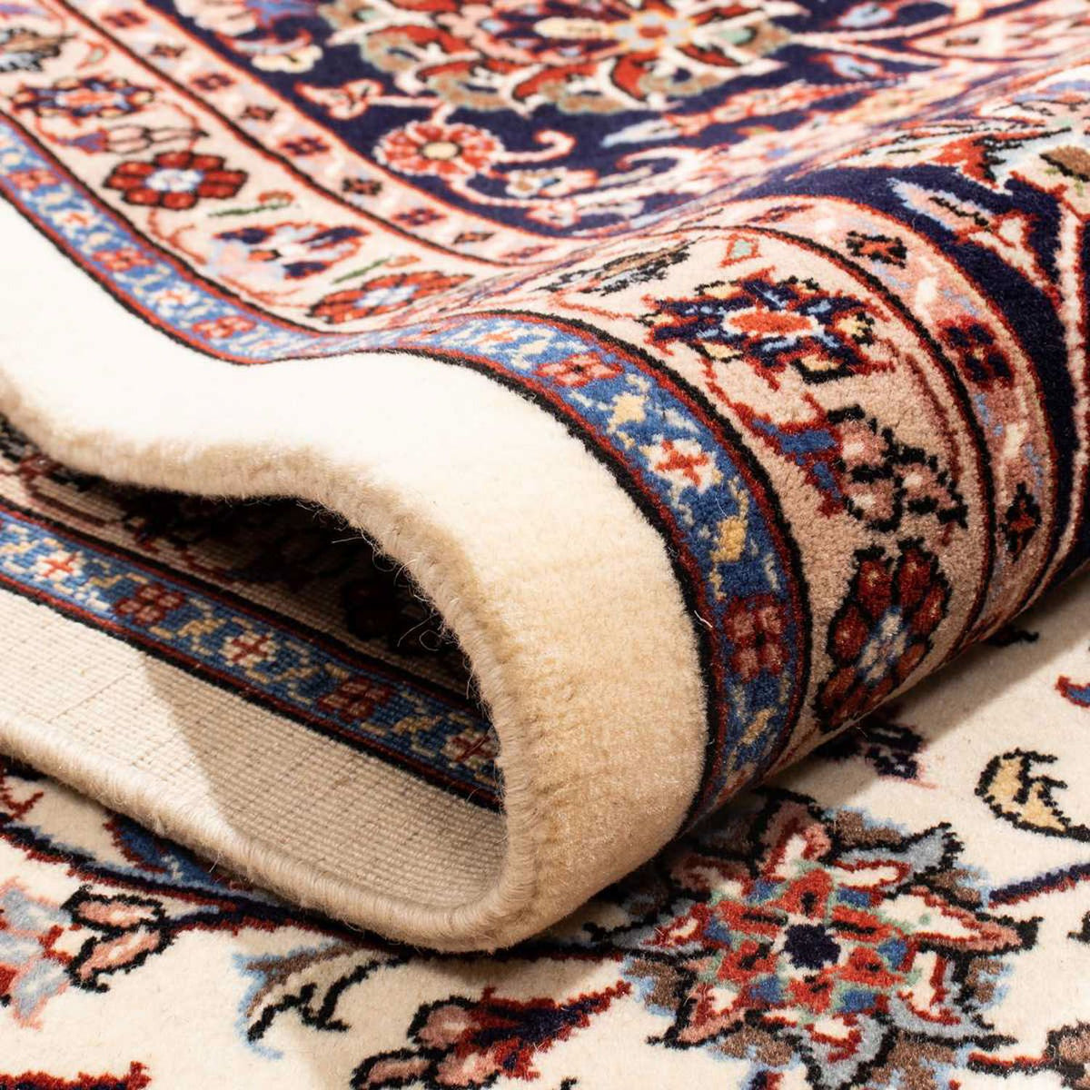 Persisk matta - Classic - 259 x 248 cm - beige