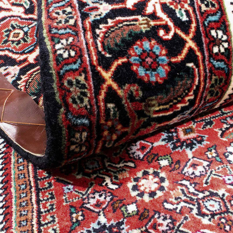 Persisk matta - Bijar - 177 x 112 cm - mörkröd