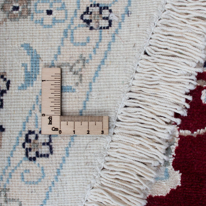 Persisk matta - Nain runt  - 300 x 300 cm - mörkröd