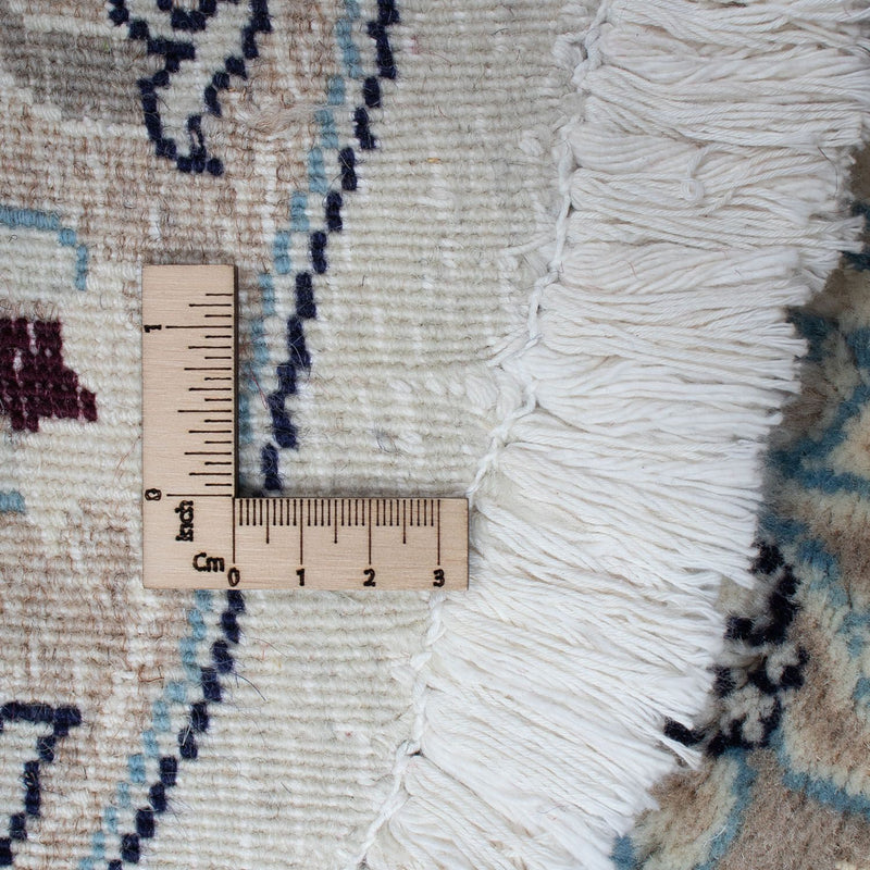 Persisk matta - Nain runt  - 250 x 250 cm - mörkröd