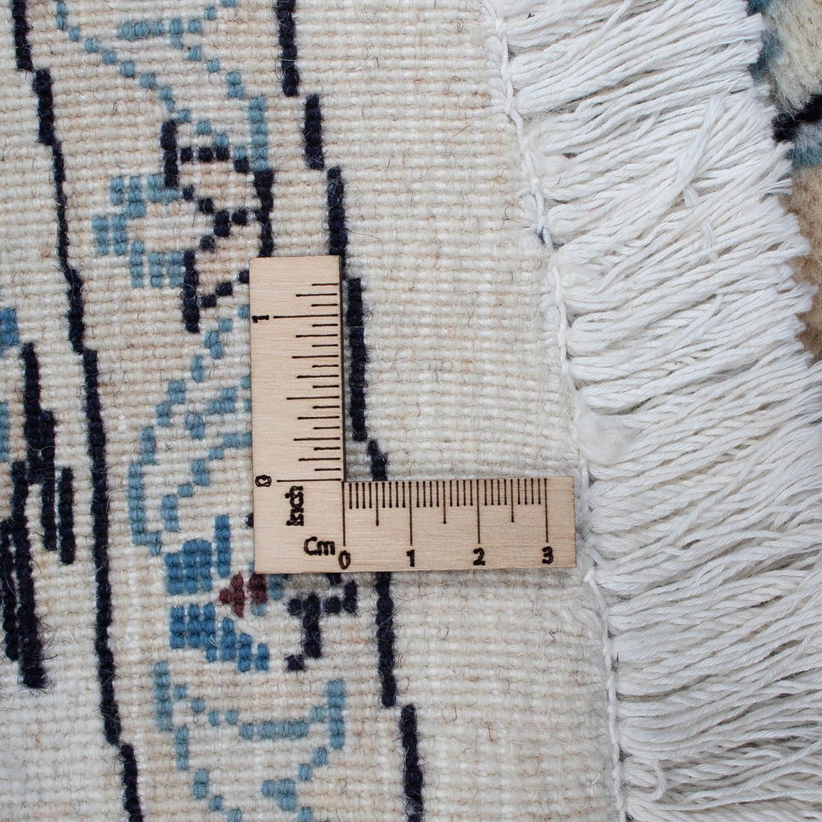 Persisk matta - Nain runt  - 248 x 248 cm - mörkröd