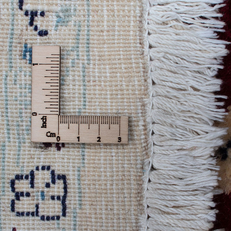 Persisk matta - Nain runt  - 242 x 242 cm - mörkröd