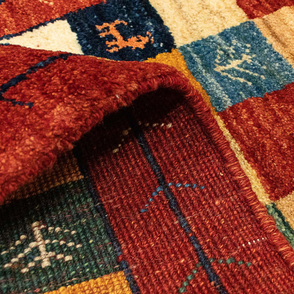 Gabbeh-matta - persisk - 136 x 72 cm - mörkröd