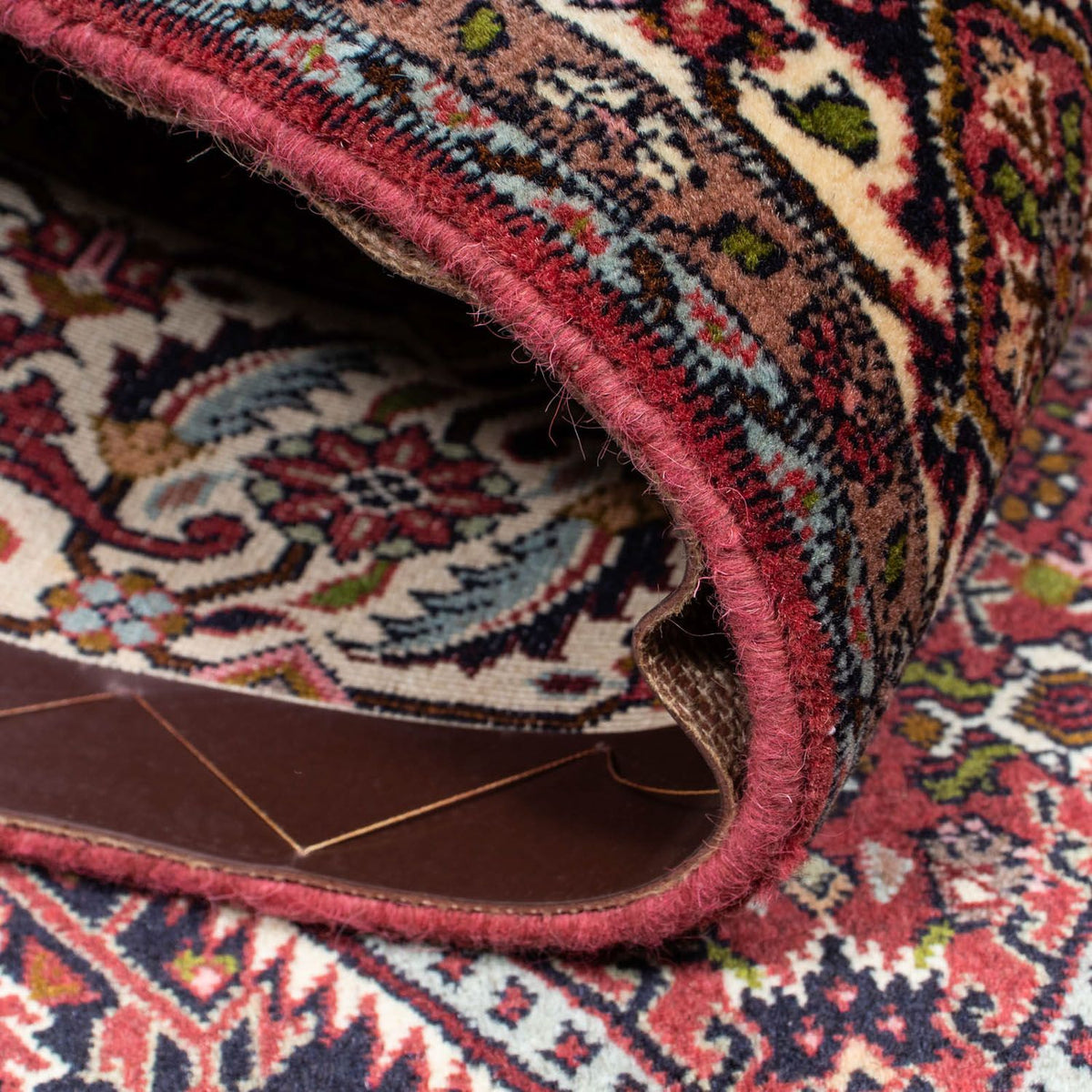 Persisk matta - Bijar - 203 x 139 cm - röd