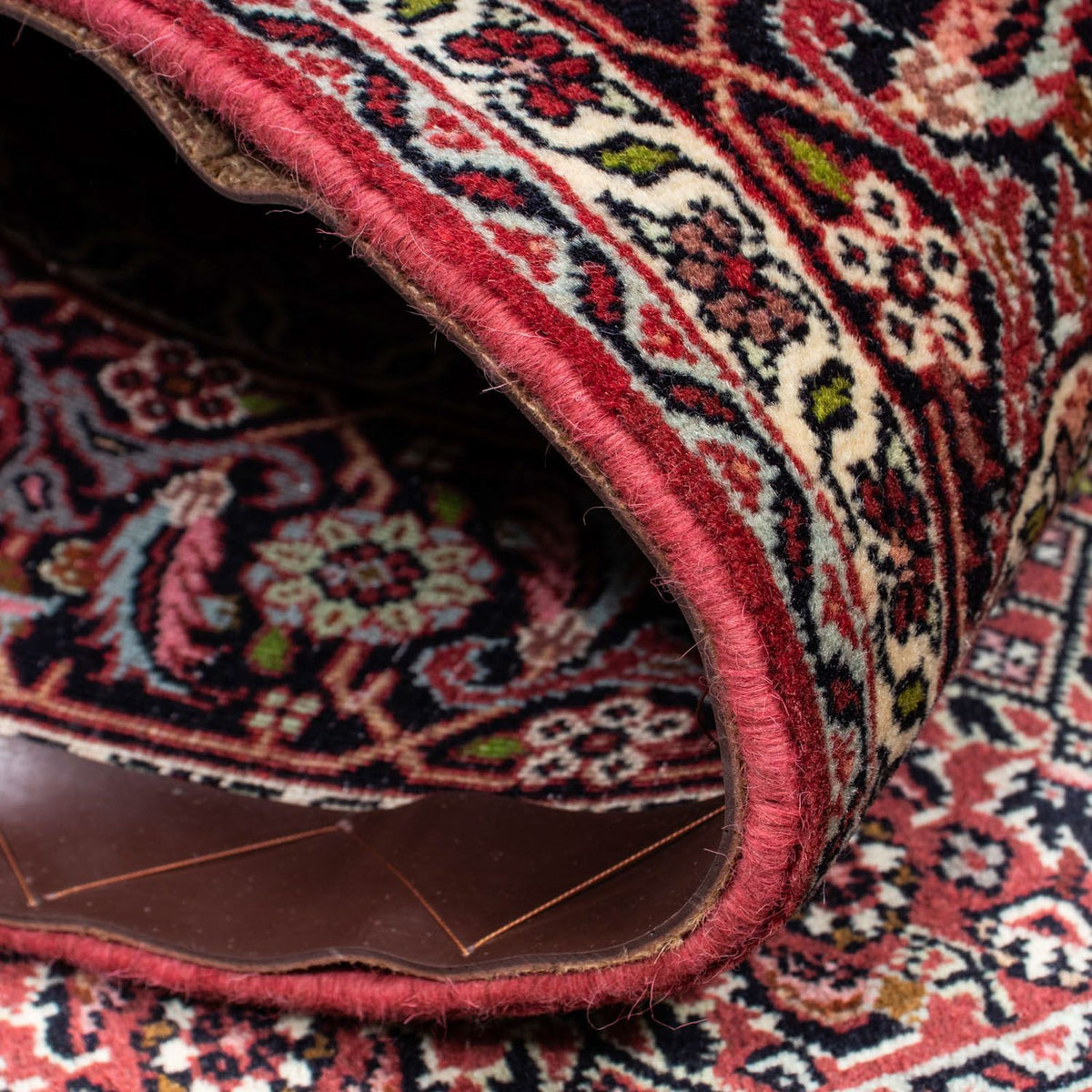 Persisk matta - Bijar - 208 x 139 cm - röd