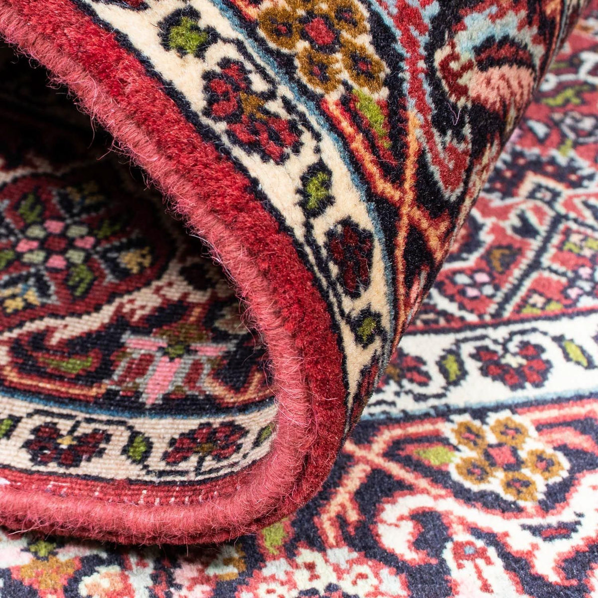 Persisk matta - Bijar - 205 x 141 cm - röd