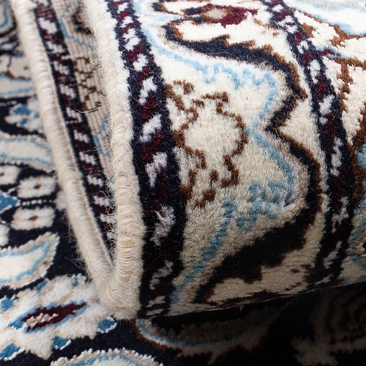 Persisk matta - Nain - 137 x 92 cm - mörkblå