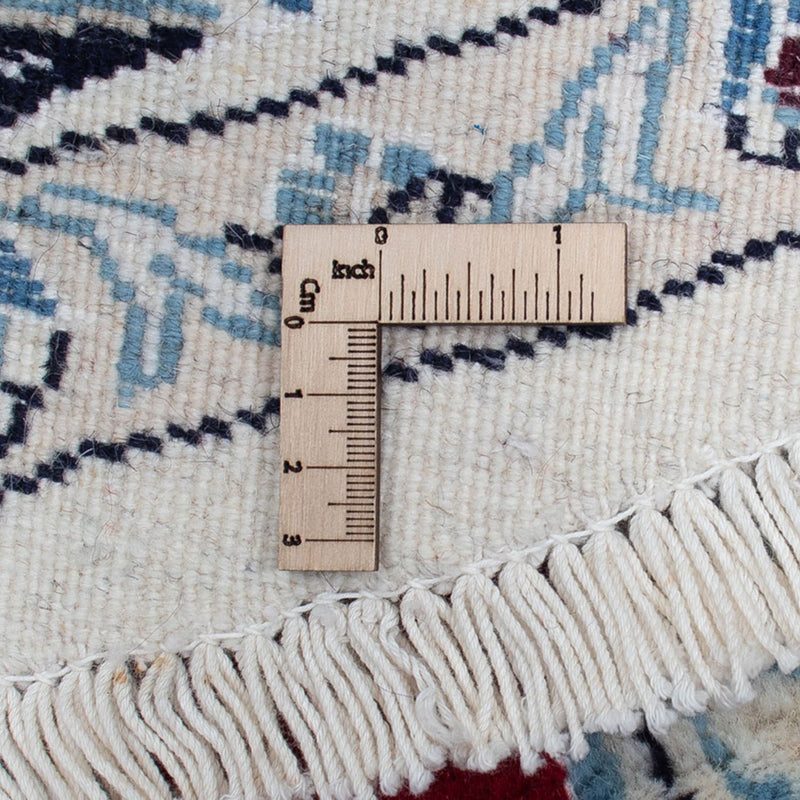 Persisk matta - Nain runt  - 250 x 250 cm - mörkröd