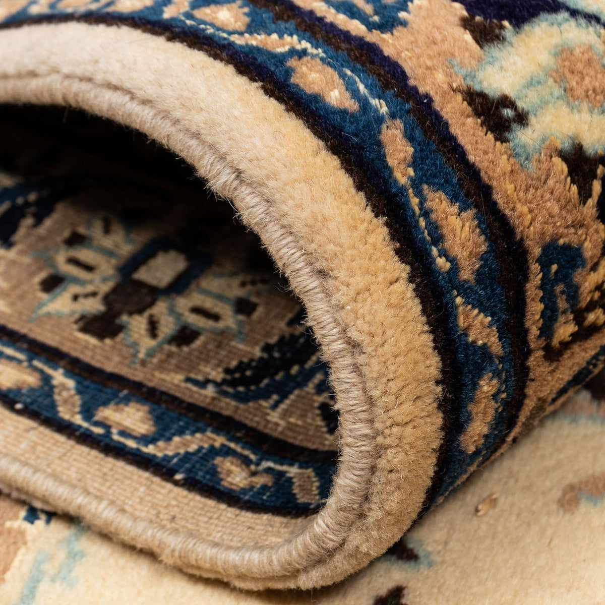 Persisk matta - Nain - Royal - 350 x 246 cm - mörk beige