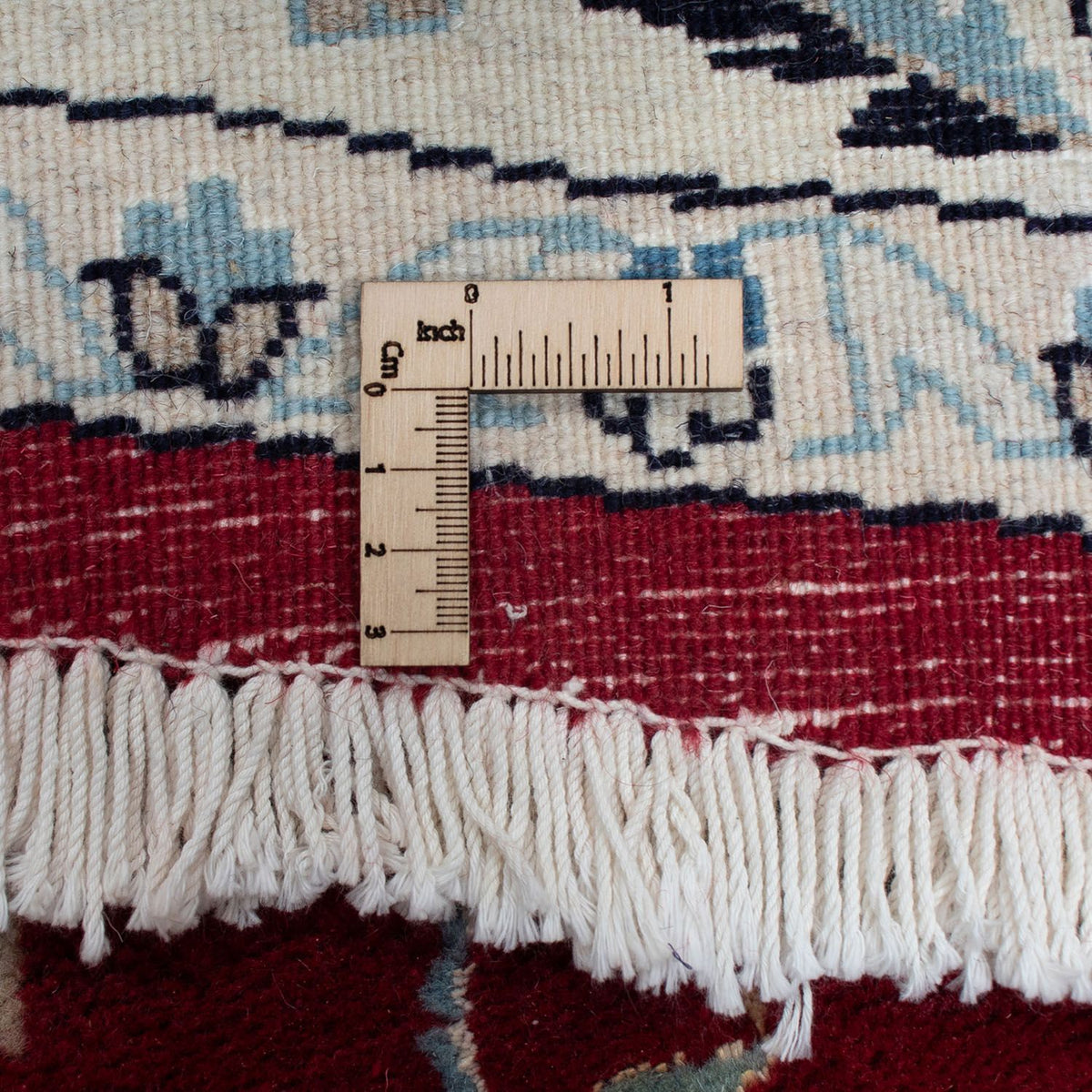 Persisk matta - Nain runt  - 250 x 250 cm - mörkröd