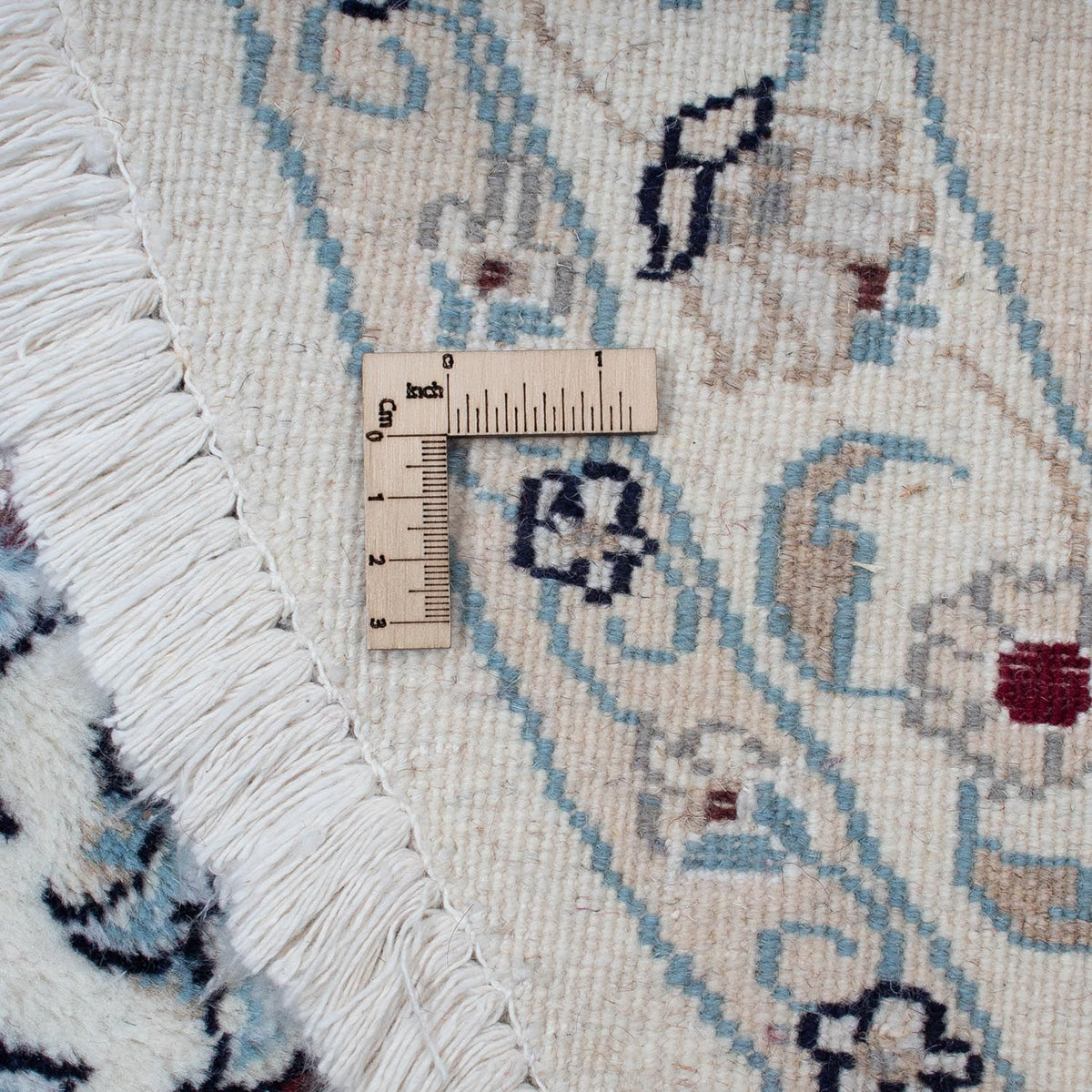 Persisk matta - Nain runt  - 310 x 310 cm - mörkröd