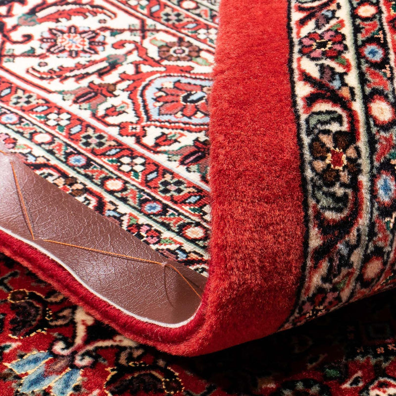 Persisk matta - Bijar - 233 x 168 cm - mörkröd