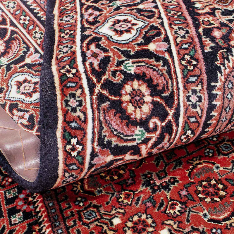 Persisk matta - Bijar - 175 x 108 cm - röd