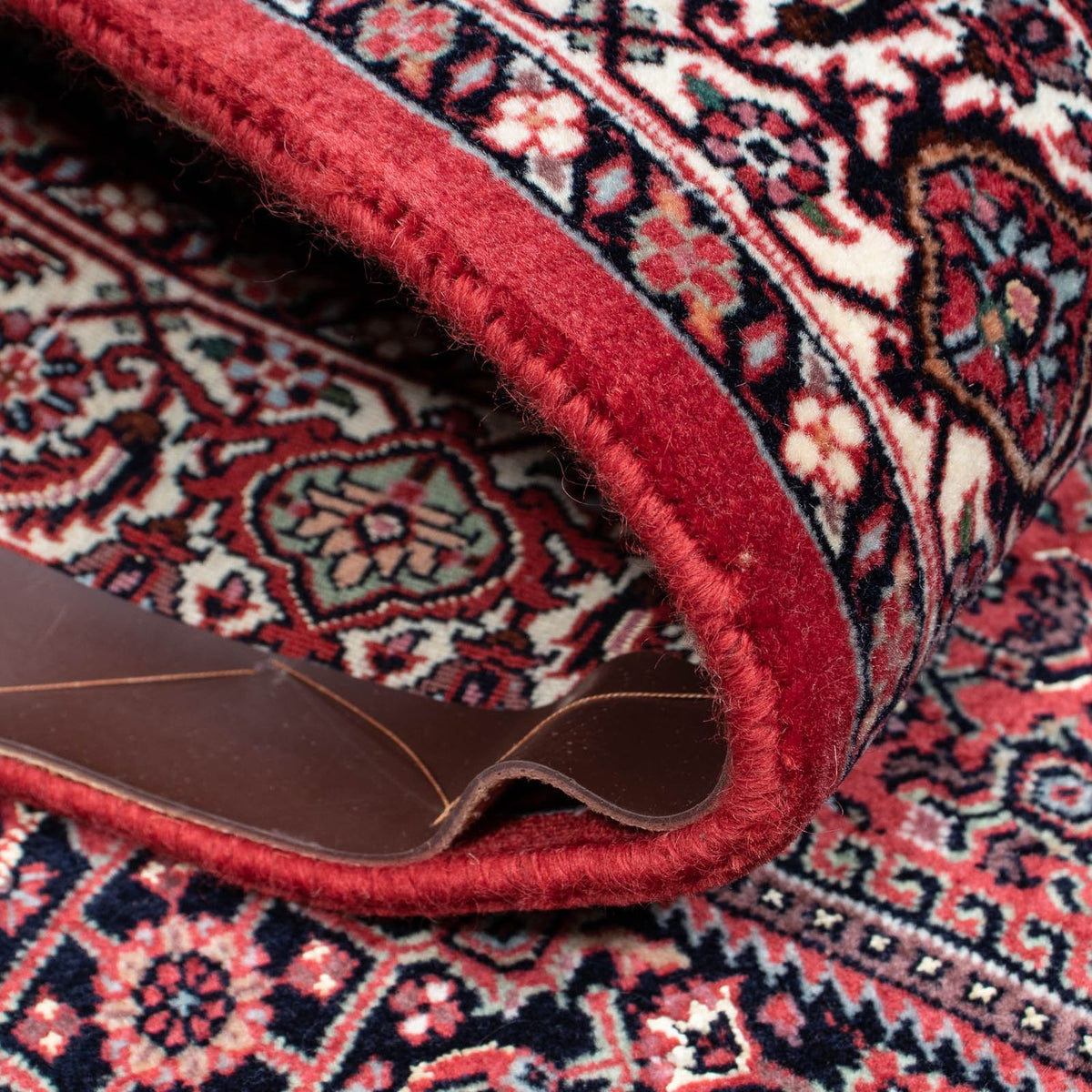 Persisk matta - Bijar - 173 x 106 cm - röd