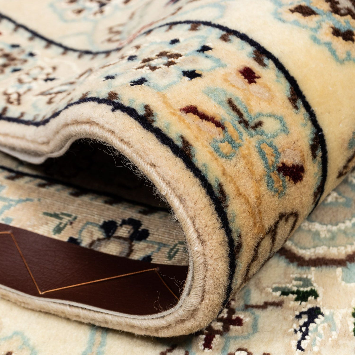 Persisk matta - Nain - Royal - 365 x 243 cm - beige