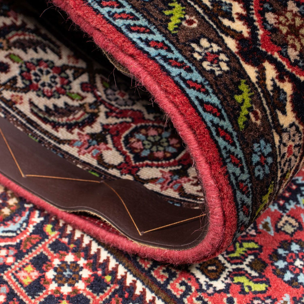 Persisk matta - Bijar - 225 x 141 cm - röd