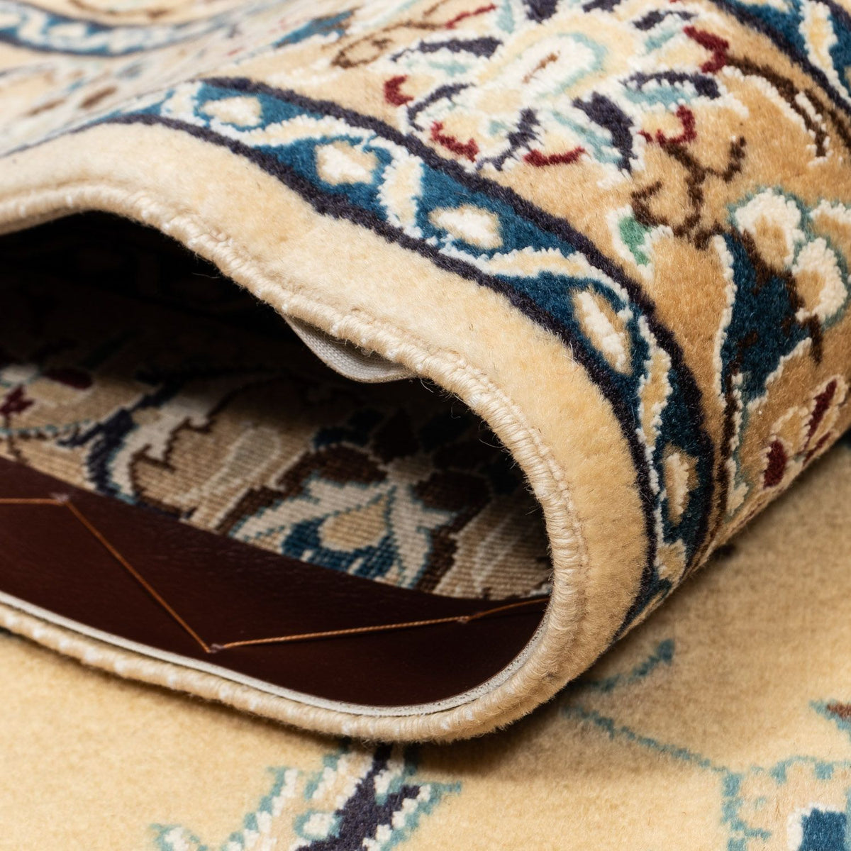 Persisk matta - Nain - 348 x 248 cm - beige