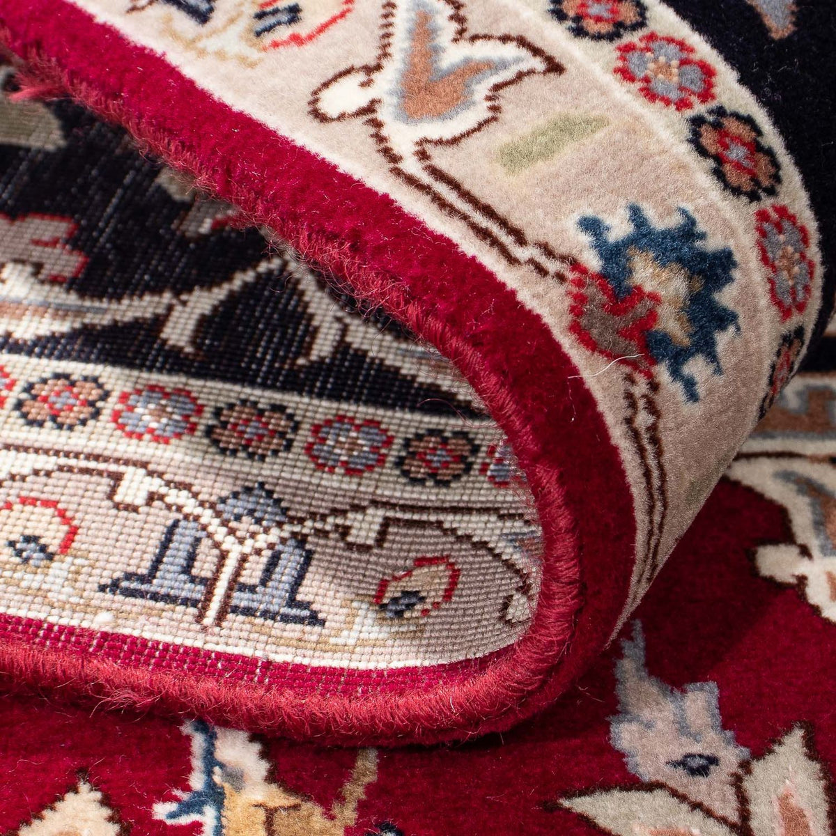 Persisk matta - Tabriz - Royal - 198 x 154 cm - mörkröd