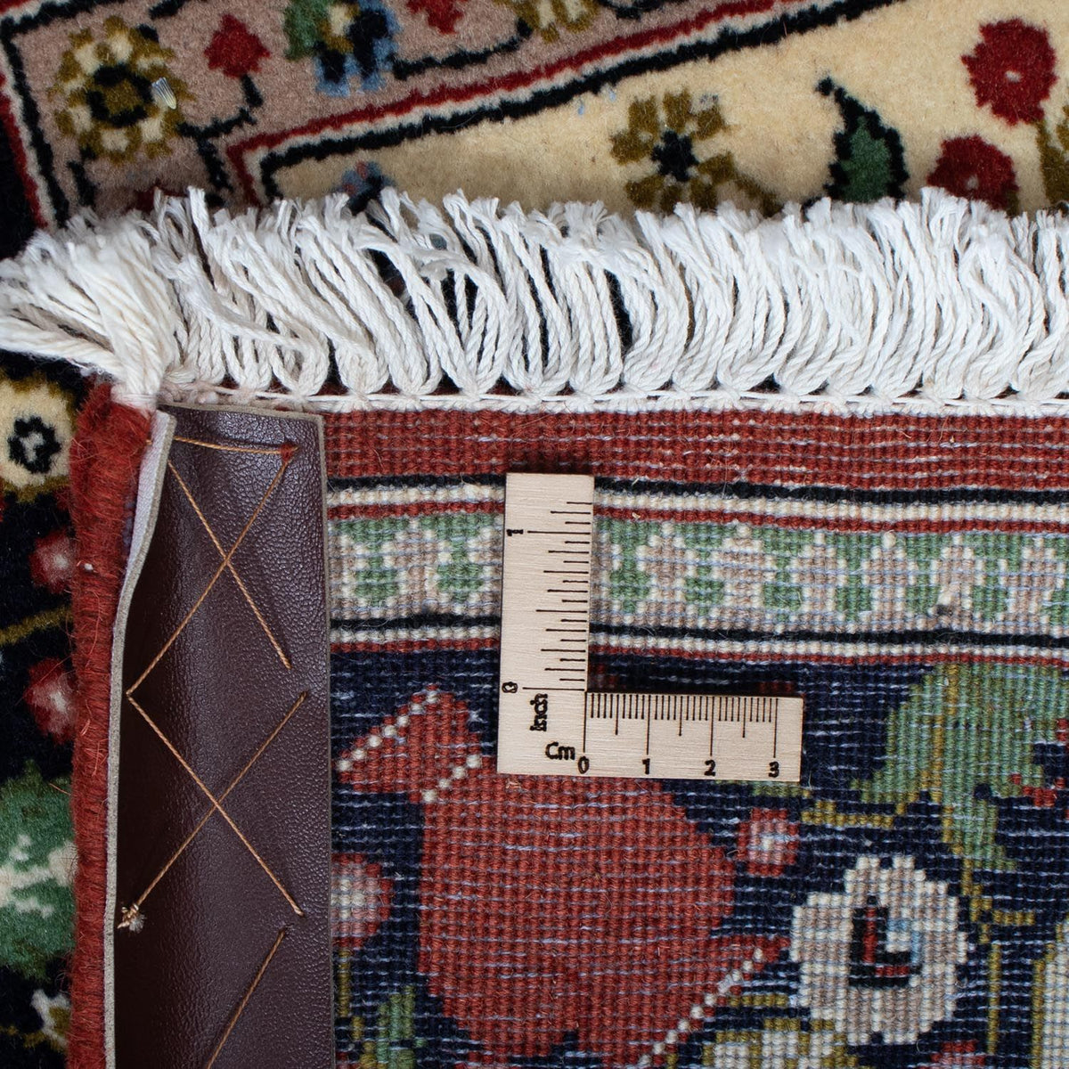 Persisk matta - Ghom - 105 x 63 cm - mörkröd