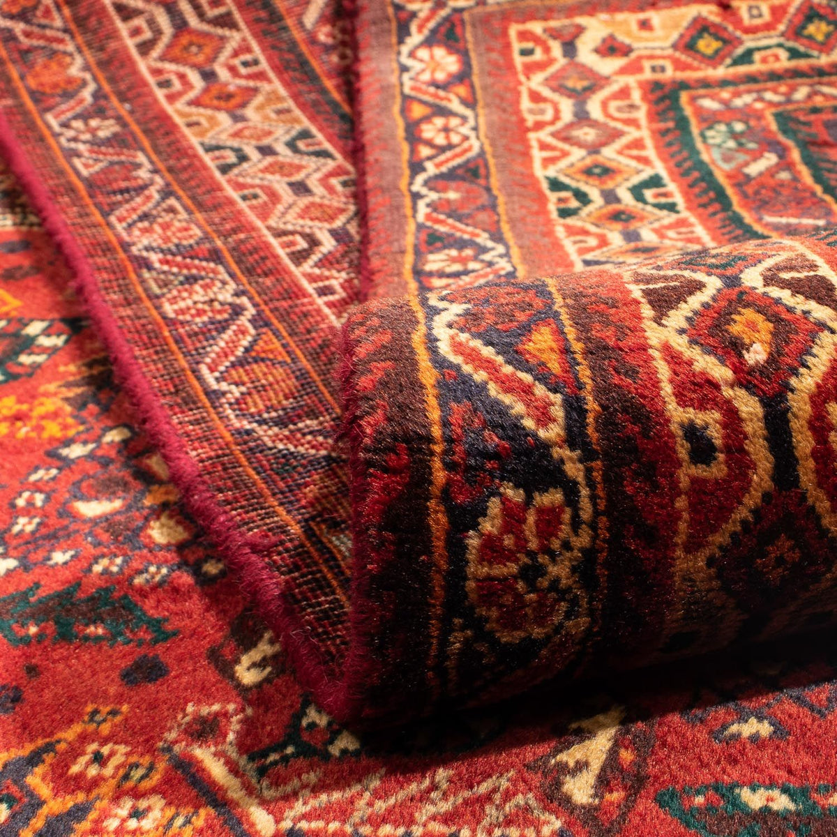 Persisk matta - Nomadic - 294 x 190 cm - mörkröd