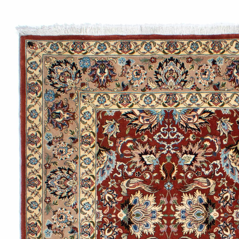 Persisk matta - Ghom - 232 x 180 cm - mörkröd