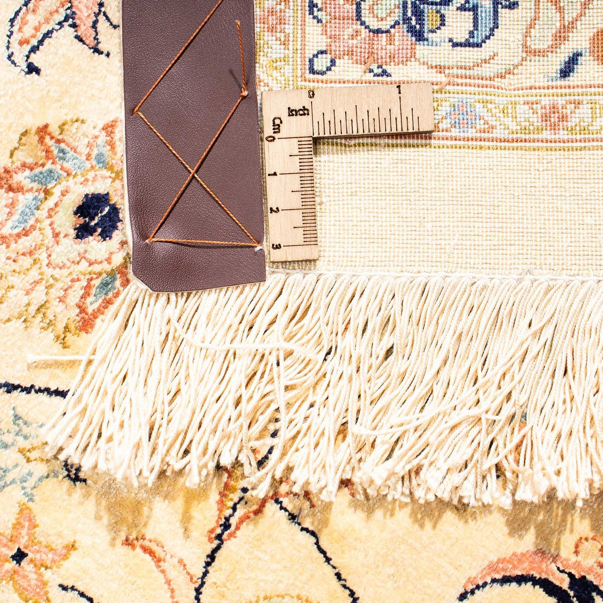 Persisk matta - Ghom - 297 x 194 cm - beige