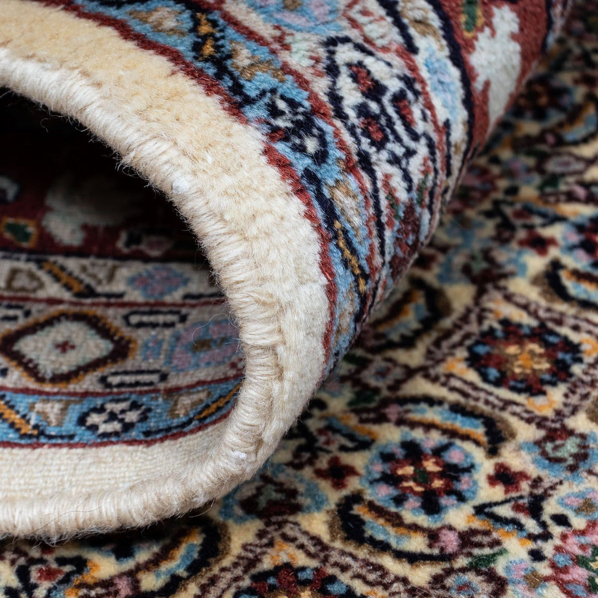 Persisk matta - Classic - 235 x 152 cm - beige