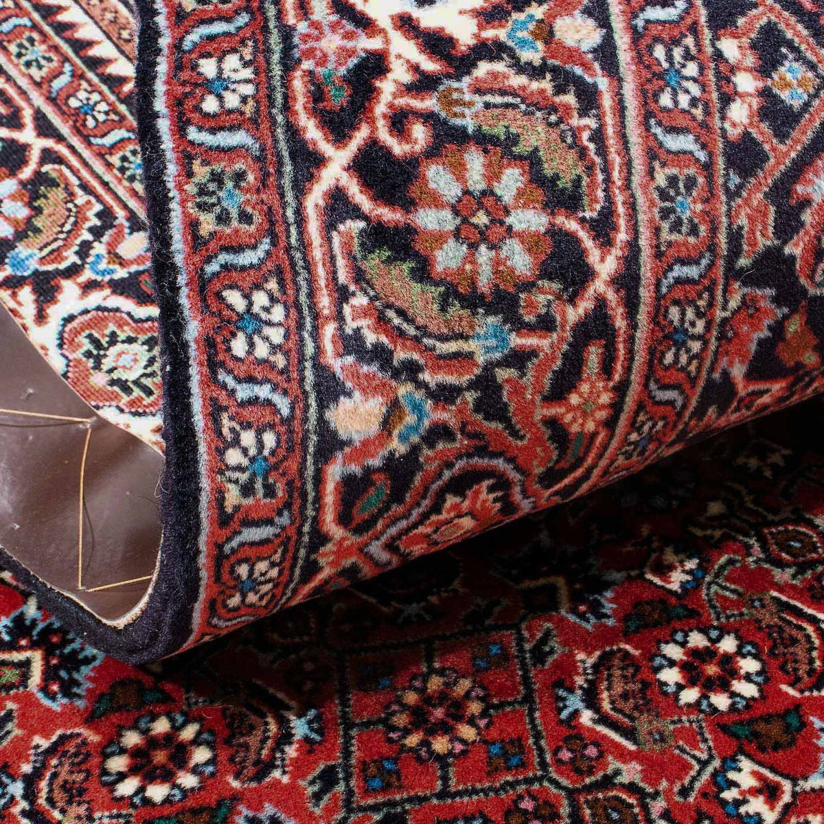 Persisk matta - Bijar - 168 x 107 cm - röd