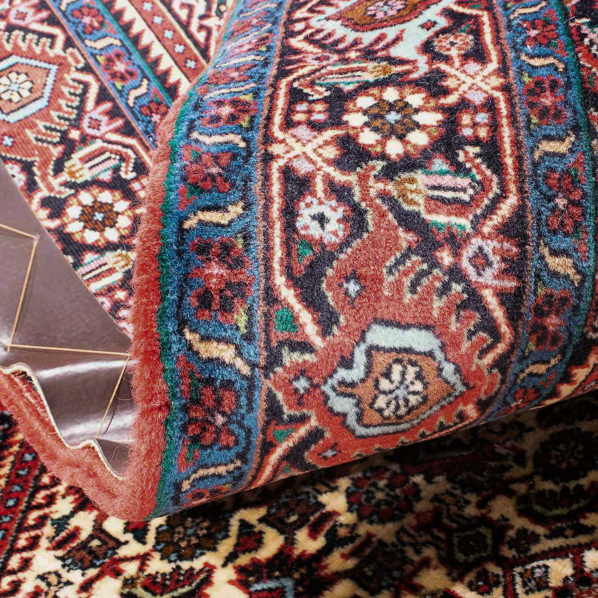 Persisk matta - Bijar - 174 x 108 cm - röd