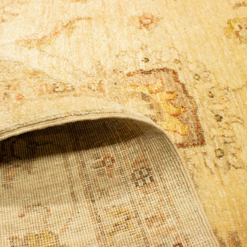 Ziegler Carpet - 368 x 254 cm - beige