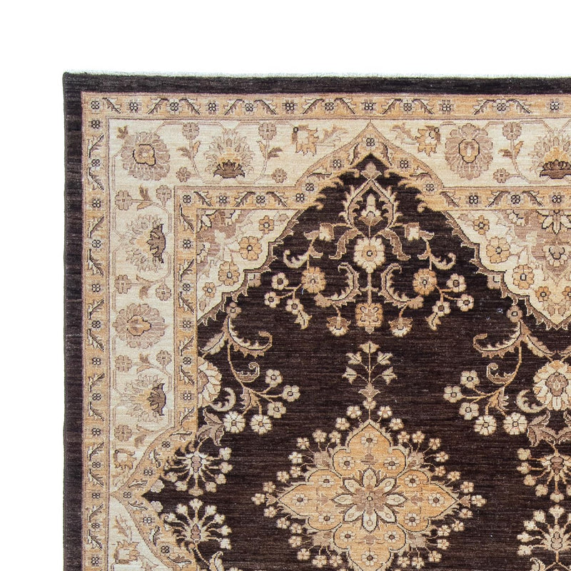 Ziegler Carpet - 300 x 246 cm - mörkbrun