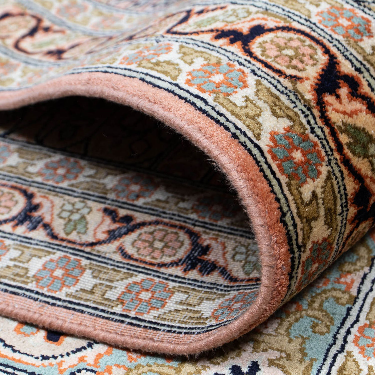 Sidenmatta - Kashmir Silk - 336 x 251 cm - flerfärgad