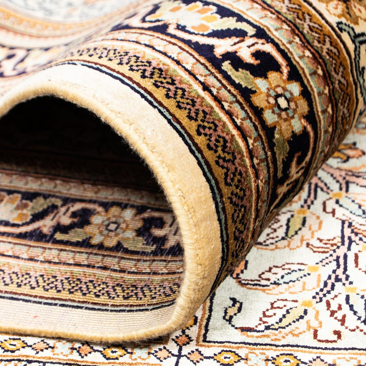 Nepal mattan - 386 x 305 cm - flerfärgad