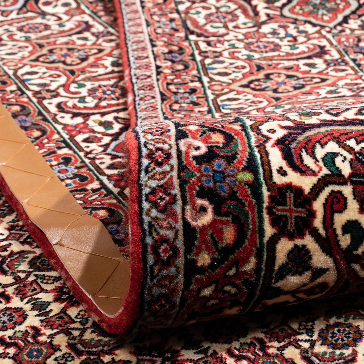 Persisk matta - Bijar - Royal - 360 x 251 cm - röd